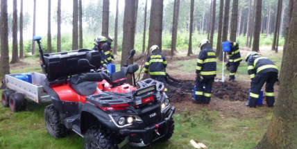 Zranění se z nepřístupných Brd brzy svezou na čtyřkolce