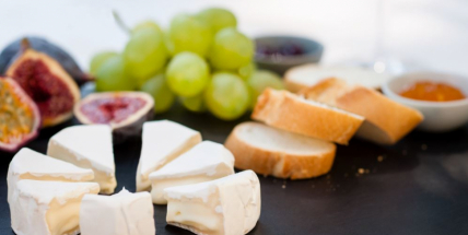 Foto dne: Pozůstalí zaměstnanci se loučí se svou Mlékárnou Sedlčany