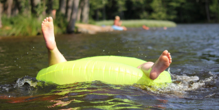 Tento týden bude tropický. Skočte do vody, je čistá