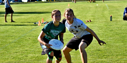 Nad stadionem se objevily létající talíře