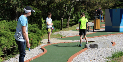 16. června čeká návštěvníky Nového rybníka zvýhodněné vstupné na Adventure golf a půjčovna bude zdarma
