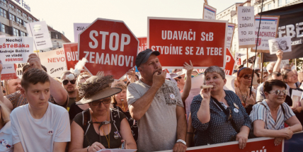 Středočeši pojedou na demonstraci na Letnou spíše po vlastní ose