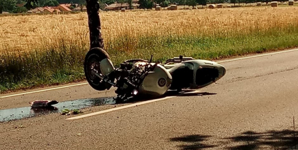 Vážná dopravní nehoda motorkáře u Vysoké Pece. Na místě přistává vrtulník