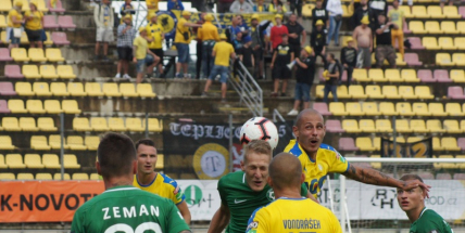 Michal to měl na kopačce, ale balon si to namířil vedle