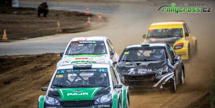 Sedlčanskou kotlinou budou o víkendu burácet motory silných aut