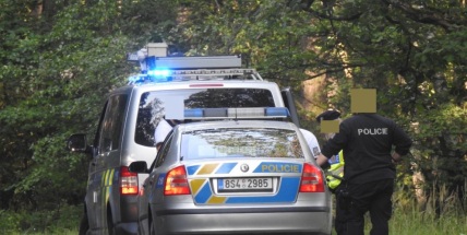 Cyklista po střetu s nákladním vozem skončil v nemocnici