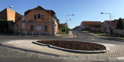 Přes dobříšský „šišoun“ projedou už i dlouhé autobusy