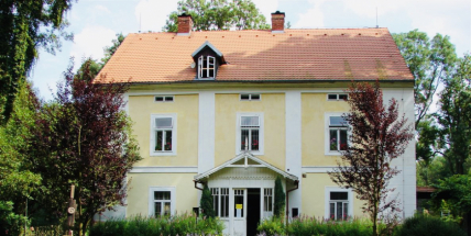 Kraj vypsal výběrové řízení na nového ředitele Čapkova památníku