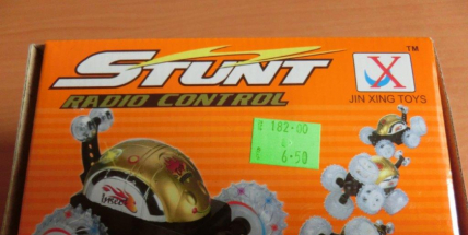 Autíčko na vysílačku je podle inspekce nebezpečné, nemáte ho doma?