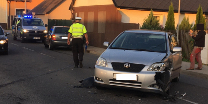 V Bohutíně nohu z plynu, srazila se zde dvě auta