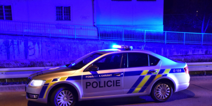 Vykradené stavební buňky a odcizený člun