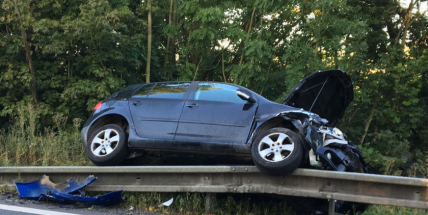 U Trhových Dušníků se srazily dva vozy