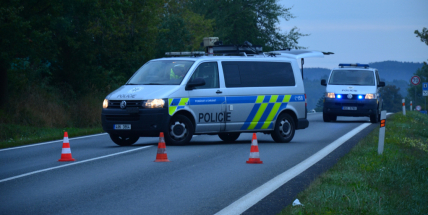 Tragická událost na Příbramsku. Chodec nepřežil střet s autem