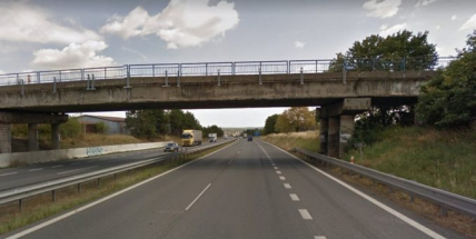 Demolice mostu u Řitky omezí provoz na Strakonické