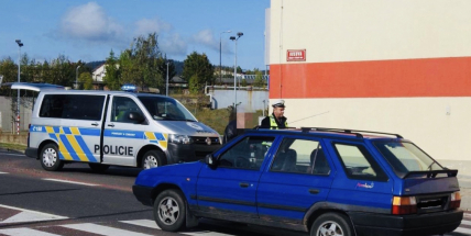 Jaké jsou povinnosti chodců a řidičů u přechodu?