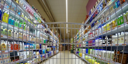 Svodka událostí: Přišla o kabelku v obchodě, hladový zloděj odcizil pečivo za tři sta korun