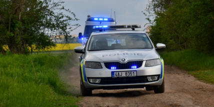 Vyjížďku na kole ukončila zdravotní komplikace. Muž byl letecky přepraven do nemocnice