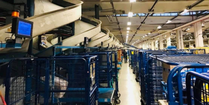 Česká pošta posiluje. Před Vánoci přijme až pět tisíc brigádníků