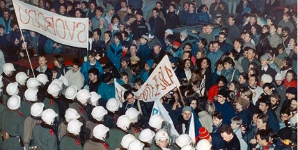 Češi si připomínají výročí třiceti let od sametové revoluce