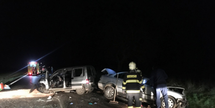 Vážná dopravní nehoda uzavřela Strakonickou. Na místě přistál vrtulník