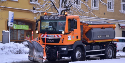 Úraz na zledovatělém chodníku? Ne vždy máte právo na odškodnění