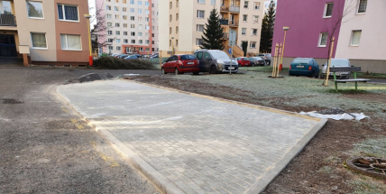 Příbram má již 41 nových „zelených“ parkovacích míst