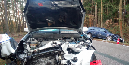 Čelní náraz si vyžádal zranění tří osob