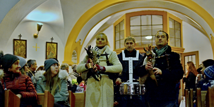 Dudy doprovodily sborový zpěv v kostele