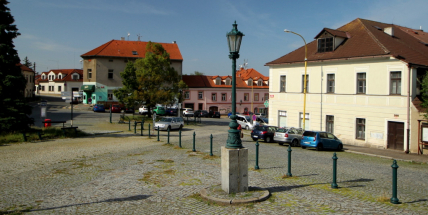 Příbram plánuje úpravy náměstí J. A. Alise na Březových Horách
