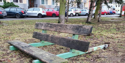 Laviček není nikdy dost. Přesto lidé mnohdy žádají jejich odstranění