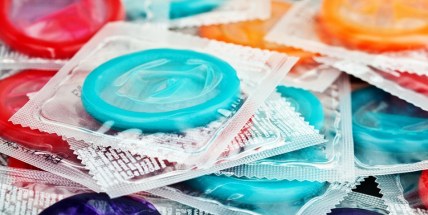 Zloděj nezapomněl na svátek zamilovaných. Odcizil i pánskou ochranu