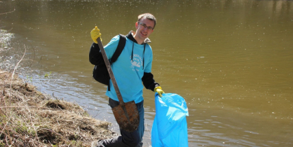 Orlík se začne brzy napouštět. Devět z deseti orlických ryb doporučuje úklid jeho břehů