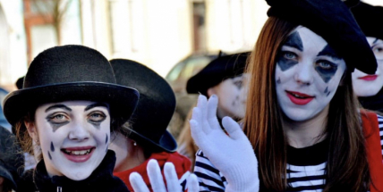 Začíná období masopustu, těšte se na spoustu jídla, pití i originální masky