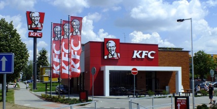 Známe situační plán stavby fast foodu KFC v Příbrami, na konci roku by mělo dojít k jeho otevření