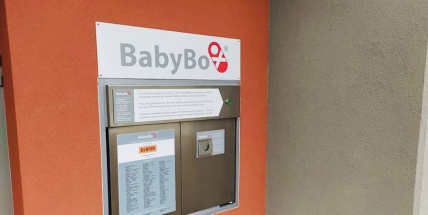 Babybox se přesunul na původní místo. Zachránil již čtyři děti