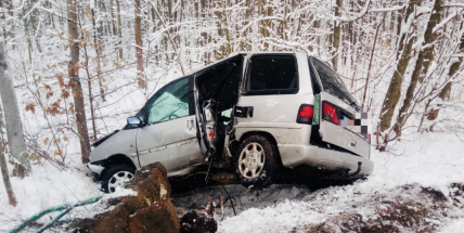 Varování meteorologů se potvrdilo, sníh komplikuje dopravu