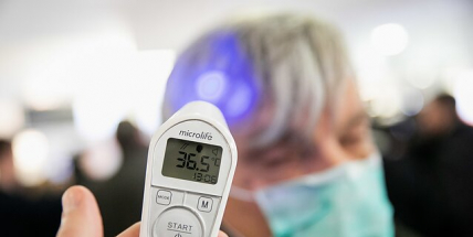 Na deseti hraničních přechodech budou policisté cestujícím měřit teplotu