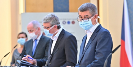 Počet nakažených koronavirem se zvýšil o 122 na 694. Ve středních Čechách se nakazilo 87 lidí