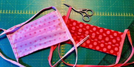 Město rozdá tisíc roušek