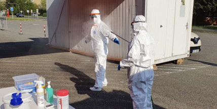 Podle zdravotnických statistiků a epidemiologů Česko šíření koronaviru zatím zvládlo