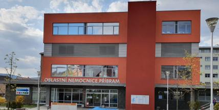 Příbramská nemocnice začíná objednávat pacienty na vyšetření a operační zákroky