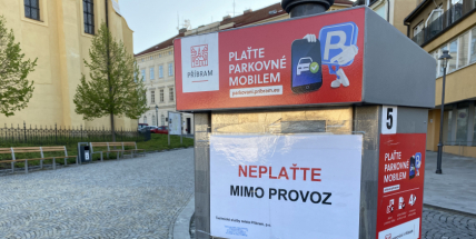 Příbram prodlouží platnost parkovacích karet, parkovné se nebude vybírat do 17. května