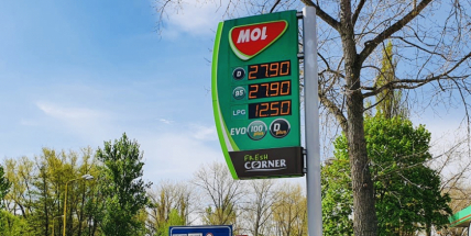 Benzin je v Česku nejlevnější od května 2009, na Příbramsku se cena drží stále vysoko