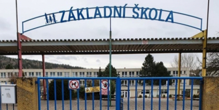 Rodiče, kteří do otevíraných školek či škol své děti nepošlou, by měli zřejmě dál dostávat ošetřovné