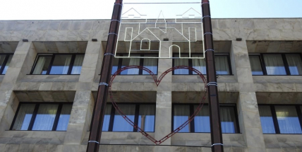 Po více než dvou měsících skončil nouzový stav, některá opatření stále trvají