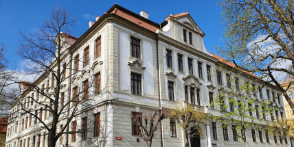 Rodiče neztratí nárok na ošetřovné, když děti nepošlou do škol