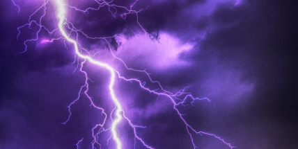 Meteorologové varují: V sobotu budou silné bouřky, hrozí krupobití