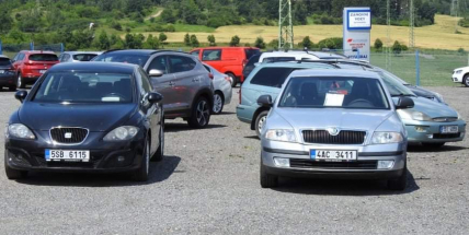 Zůstáváme vrakovištěm Evropy? Podle příbramských autobazarů nikoliv