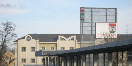 Příbram zruší infostánek na nádraží, prý nebyl využíván