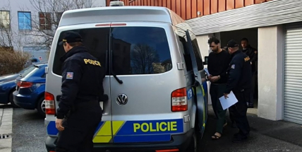 Řidič, který střílel po cisterně a autu nebyl příčetný. Státní zástupce zastavil stíhání